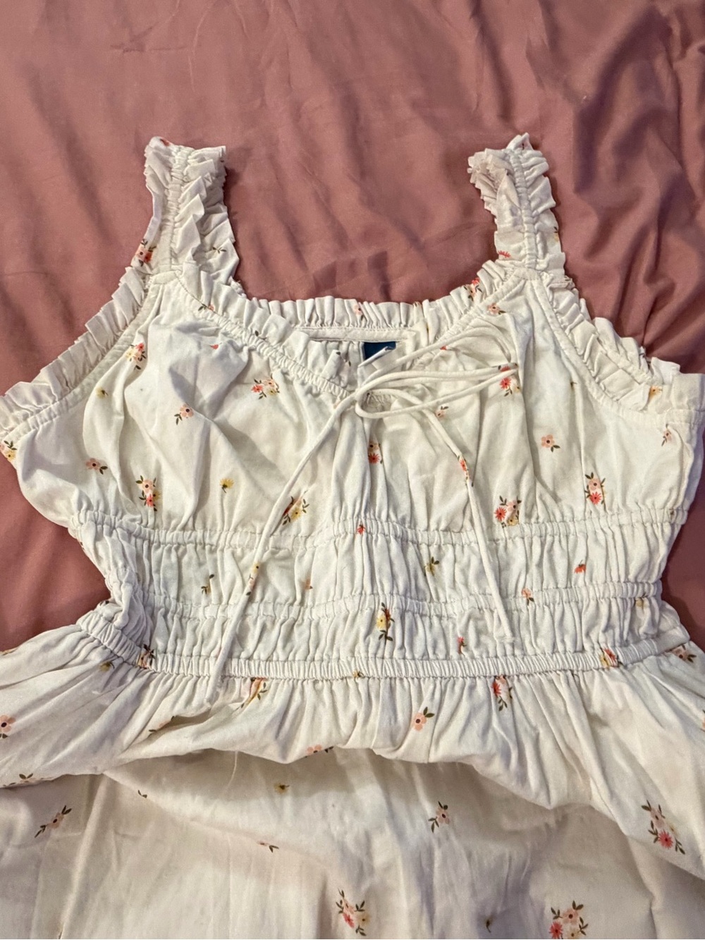 Old Navy White Floral Maxi Dress - Picture 2 of 3